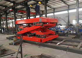 剪叉式升降平臺(tái)